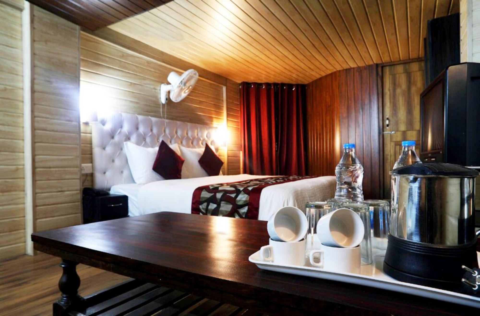 Goroomgo Moon Nainital Near Naini Lake - Parking & Lift Facilities -Hygiene And Spacious Room - Best Seller Buitenkant foto