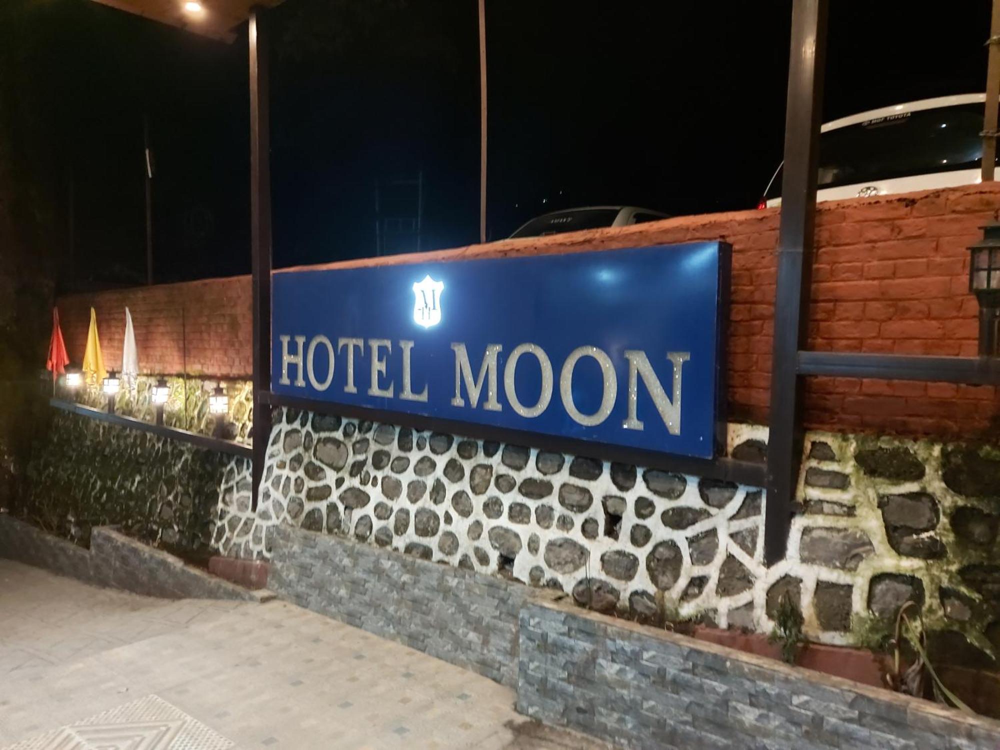 Goroomgo Moon Nainital Near Naini Lake - Parking & Lift Facilities -Hygiene And Spacious Room - Best Seller Buitenkant foto
